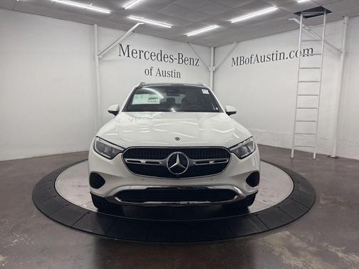 2026 Mercedes-Benz GLC 300 Base