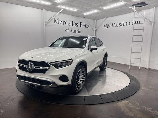 2026 Mercedes-Benz GLC 300 Base
