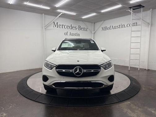 2026 Mercedes-Benz GLC 300 Base