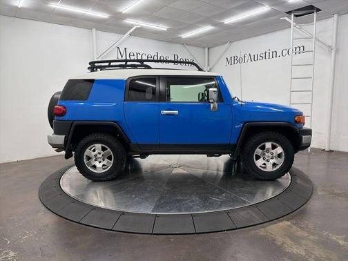 2007 Toyota FJ Cruiser Base (Retail Orders Only) (A5)