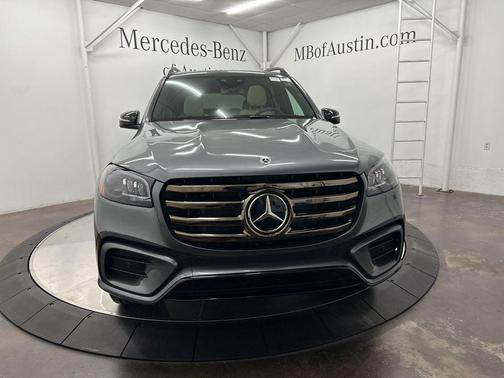 2026 Mercedes-Benz GLS 450 4MATIC
