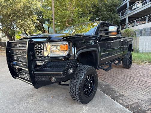 2018 GMC Sierra 2500 Denali