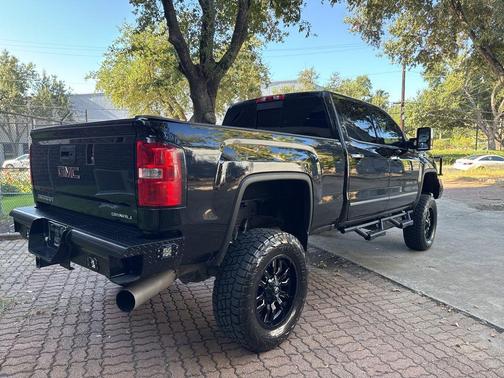2018 GMC Sierra 2500 Denali