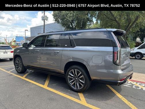 2021 Cadillac Escalade ESV Sport