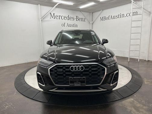 2023 Audi Q5 45 S line Prestige