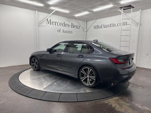 2021 BMW 330 i