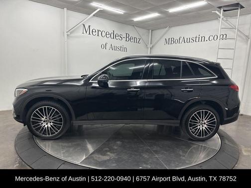 2025 Mercedes-Benz GLC 300 Base