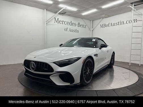 MANUFAKTUR Moonlight White Metallic 2022 Mercedes-Benz AMG SL 63 Base