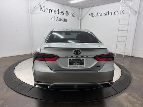 Celestial Silver Metallic 2023 Toyota Camry SE