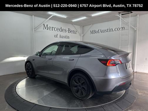 2025 Tesla Model Y Long Range