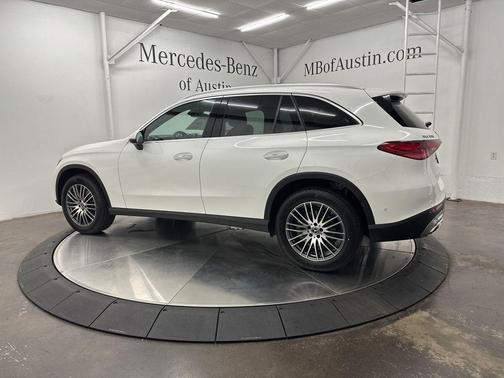 2025 Mercedes-Benz GLC 300 Base