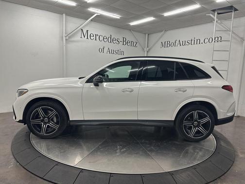 2026 Mercedes-Benz GLC 300 Base