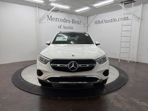 2026 Mercedes-Benz GLC 300 Base