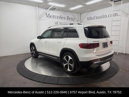 Polar White 2026 Mercedes-Benz GLB 250 Base
