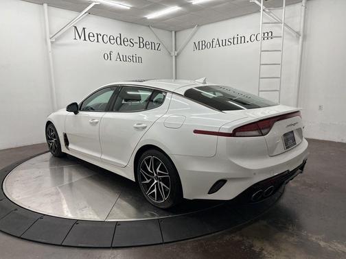 2022 Kia Stinger GT-Line