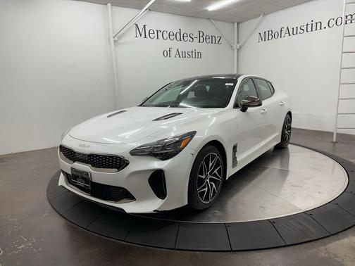2022 Kia Stinger GT-Line