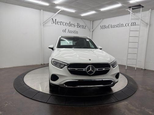2026 Mercedes-Benz GLC 300 Base
