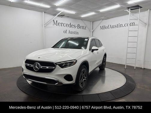 Polar White 2026 Mercedes-Benz GLC 300 Base