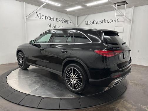 2026 Mercedes-Benz GLC 300 Base