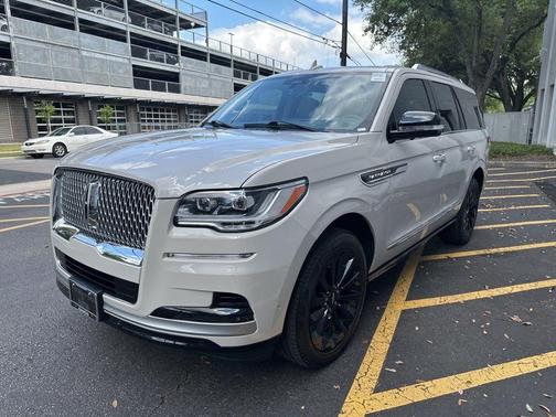 2024 Lincoln Navigator Reserve