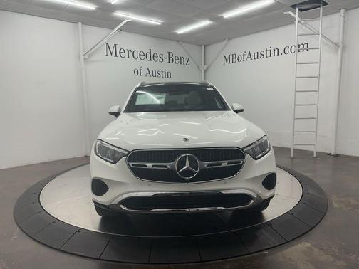 2026 Mercedes-Benz GLC 300 Base