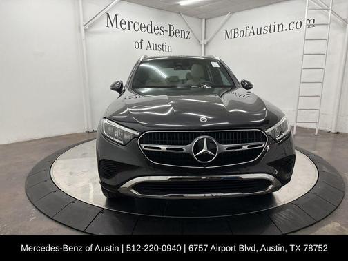 2025 Mercedes-Benz GLC 300 Base