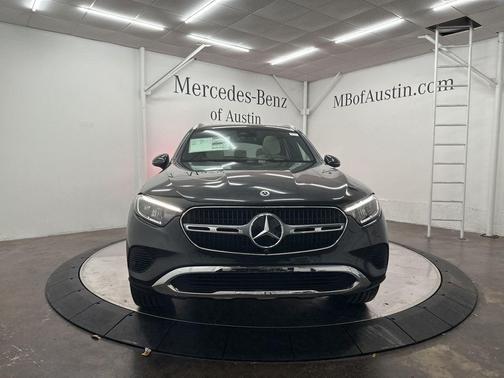 2025 Mercedes-Benz GLC 300 Base