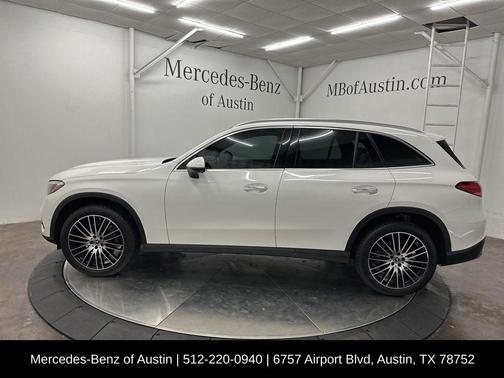 2025 Mercedes-Benz GLC 300 Base