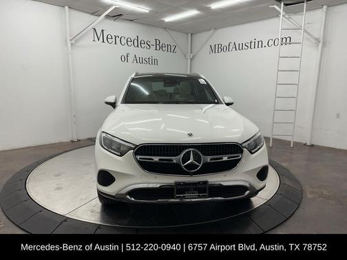 2025 Mercedes-Benz GLC 300 Base