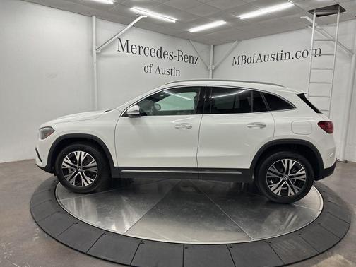 2025 Mercedes-Benz GLA 250 Base