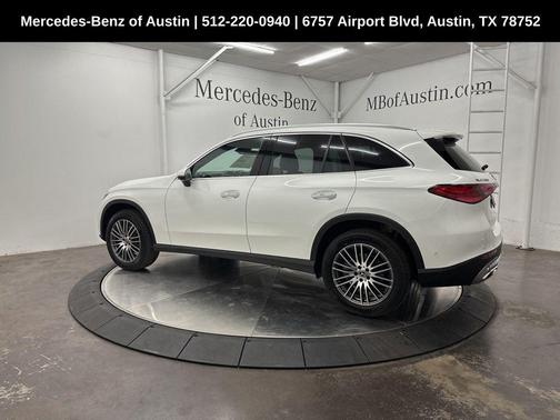 2025 Mercedes-Benz GLC 300 Base