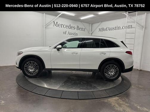 2025 Mercedes-Benz GLC 300 Base