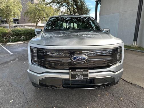 2023 Ford F-150 Lightning Platinum