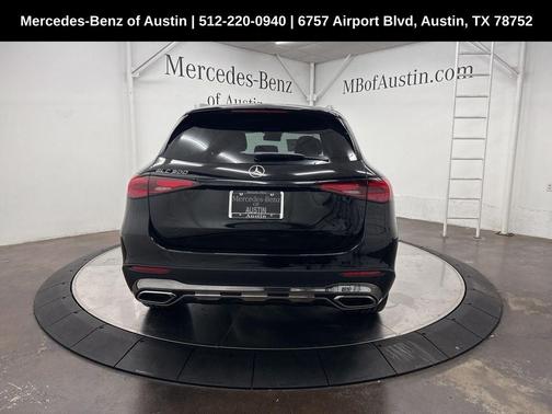 2025 Mercedes-Benz GLC 300 Base