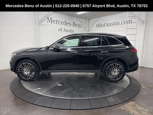 2025 Mercedes-Benz GLC 300 Base