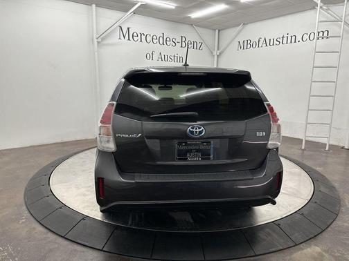 2016 Toyota Prius v 