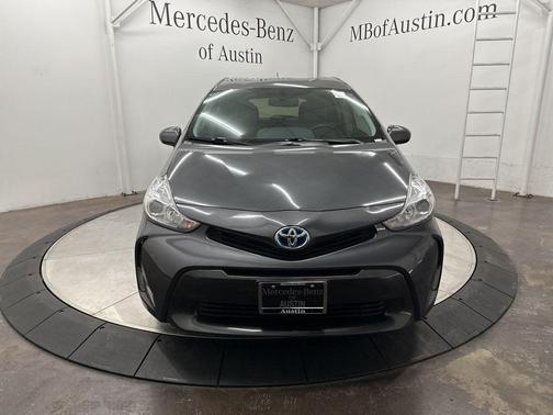 2016 Toyota Prius v 
