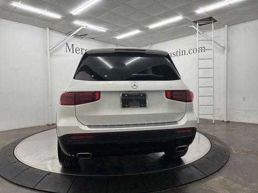 Polar White 2026 Mercedes-Benz GLB 250 Base