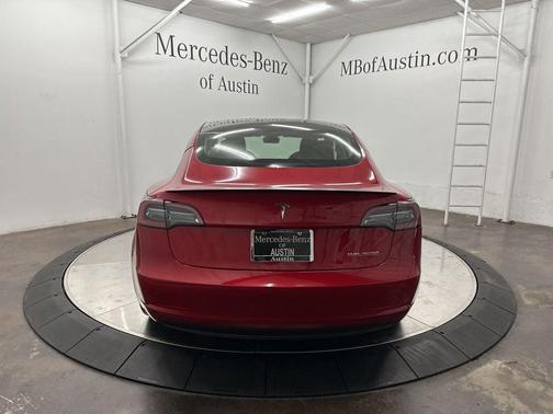 2023 Tesla Model 3 Performance