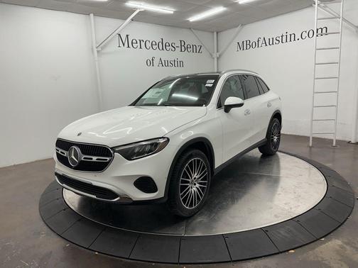 Polar White 2026 Mercedes-Benz GLC 300 Base