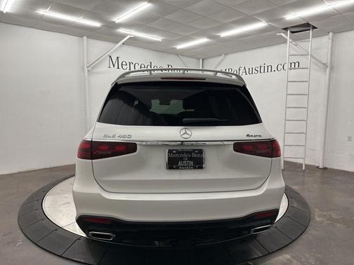 2026 Mercedes-Benz GLS 450 4MATIC