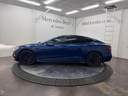 2020 Tesla Model S 