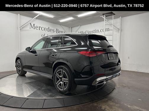 2025 Mercedes-Benz GLC 300 Base