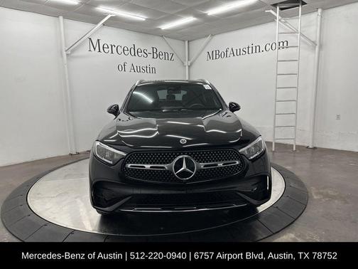 2025 Mercedes-Benz GLC 300 Base