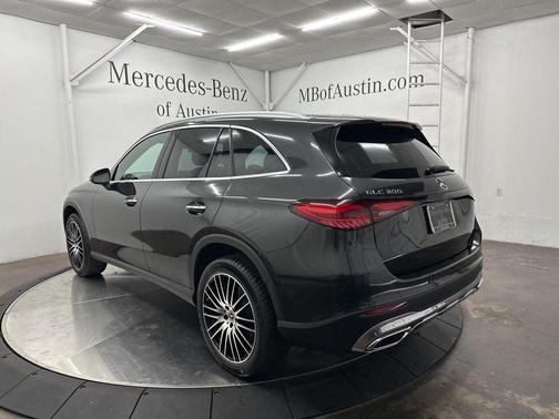 2026 Mercedes-Benz GLC 300 Base