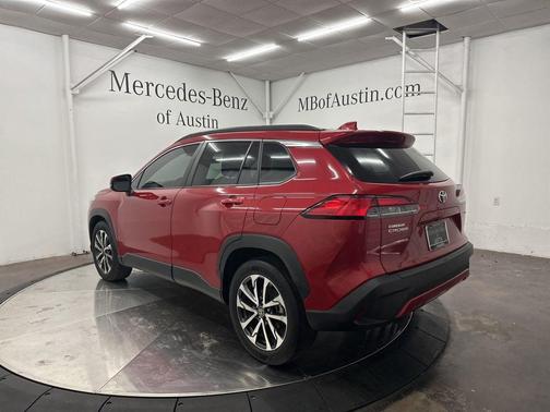 2022 Toyota Corolla Cross XLE
