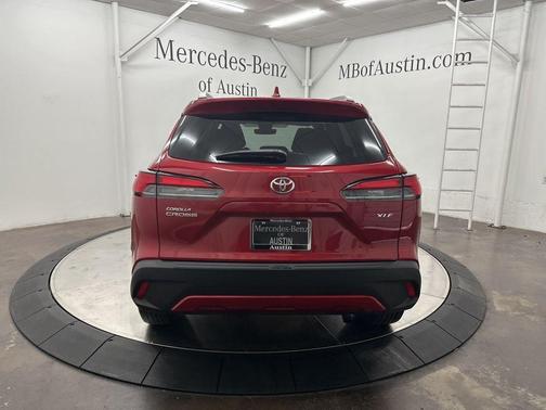 2022 Toyota Corolla Cross XLE