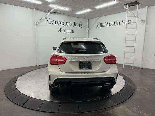 2017 Mercedes-Benz GLA 250 Base
