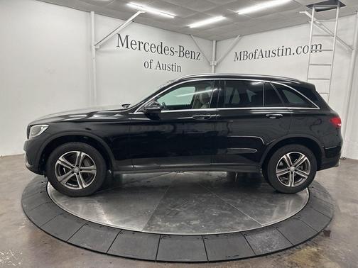 2017 Mercedes-Benz GLC 300 Base