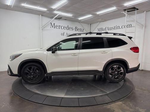 Crystal White Pearl 2023 Subaru Ascent Onyx Edition Limited